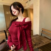 French-style Off-shoulder Lace Top With Long Sleeves And A Bow Detail