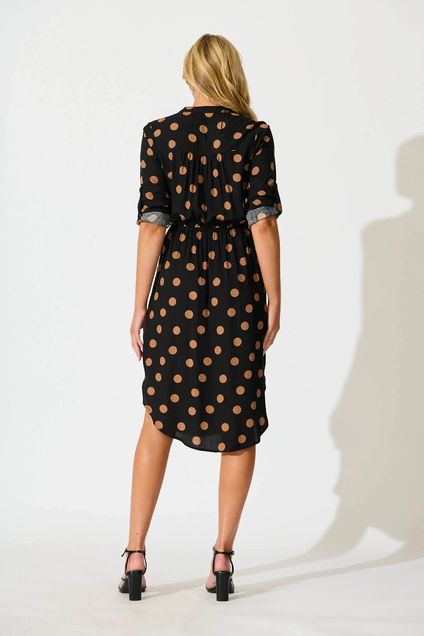 Rival Zip Dress in Black with Brown Spot - Image 4