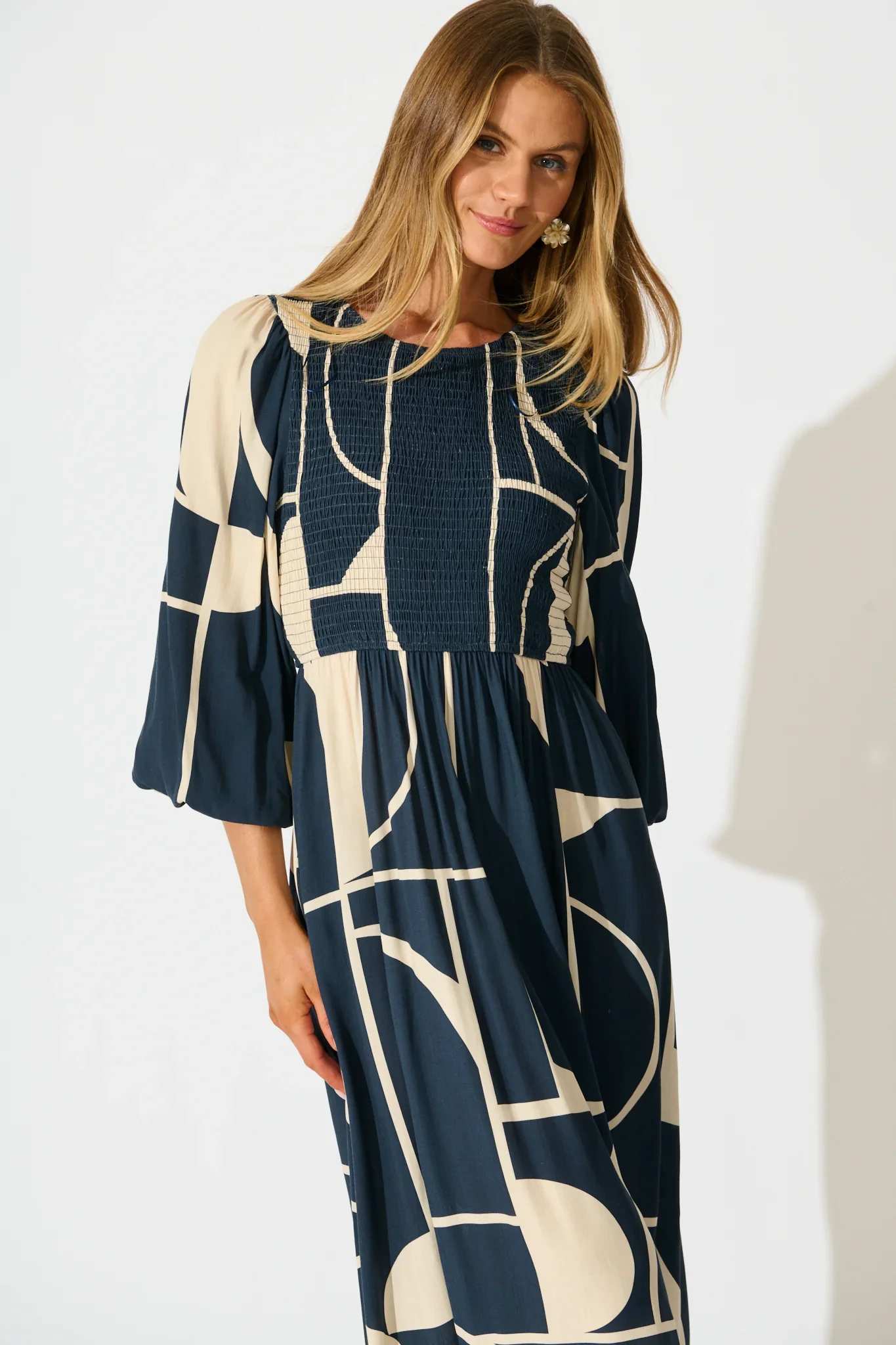 Calissa Midi Dress in Navy Linen Blend - Image 2
