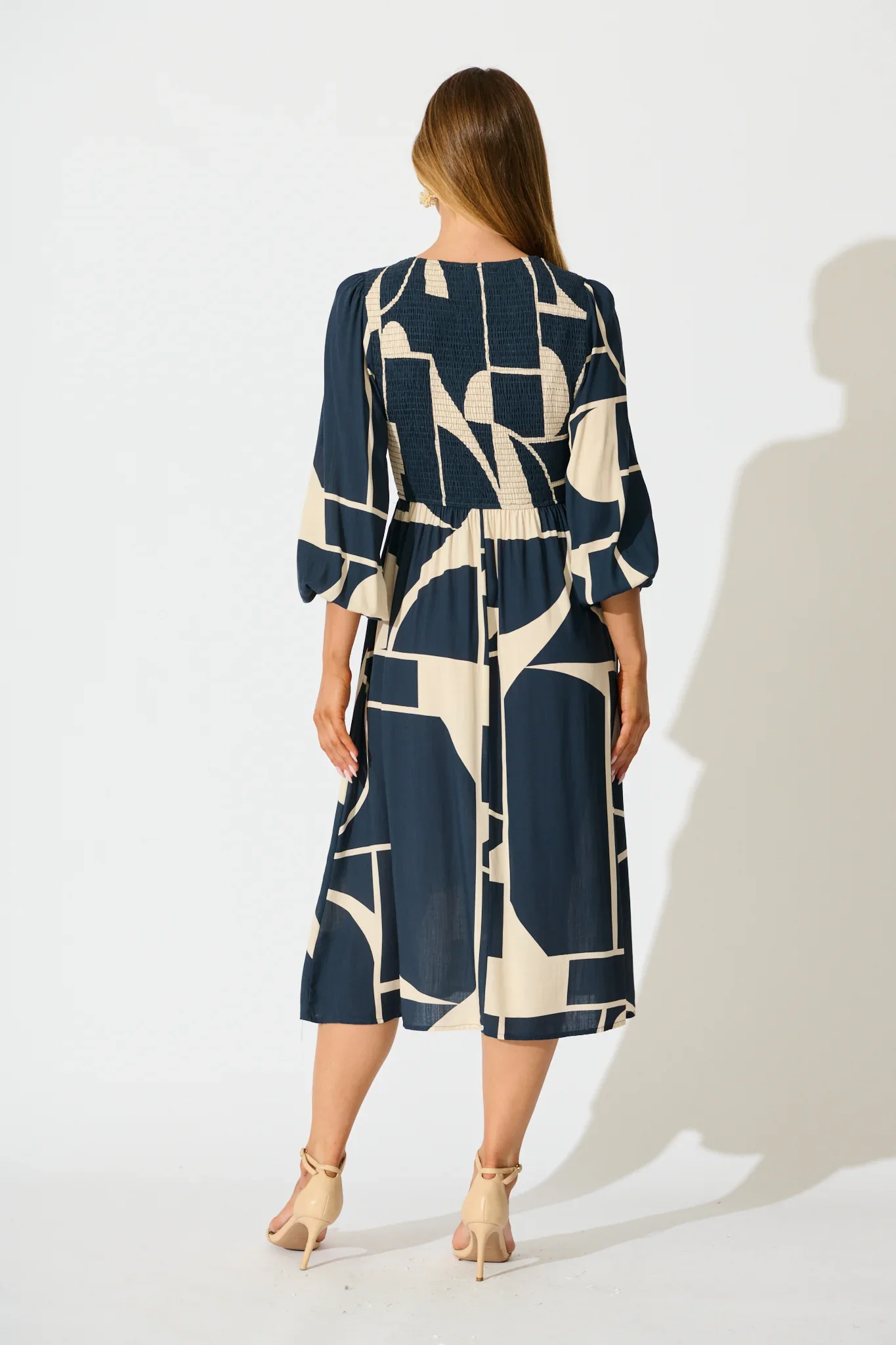 Calissa Midi Dress in Navy Linen Blend - Image 4